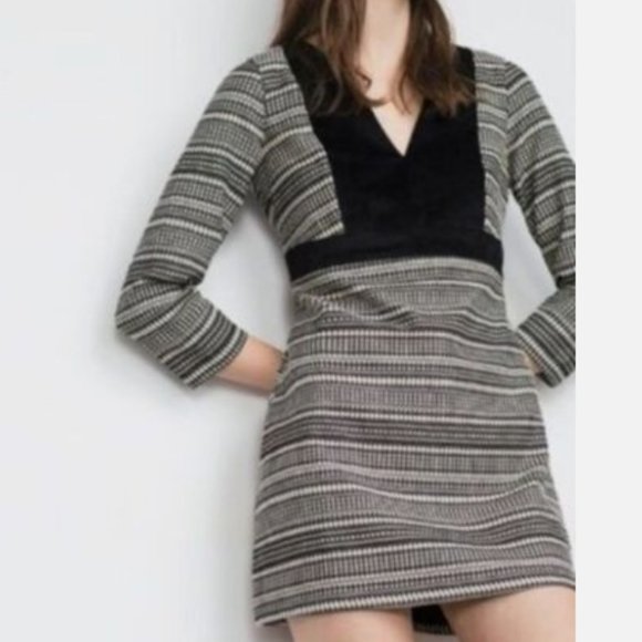 Zara Trafaluc Black Velvet trimmed dress  size S - Picture 2 of 3